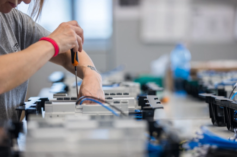 assemblaggio-quadri-elettrici-a-milano