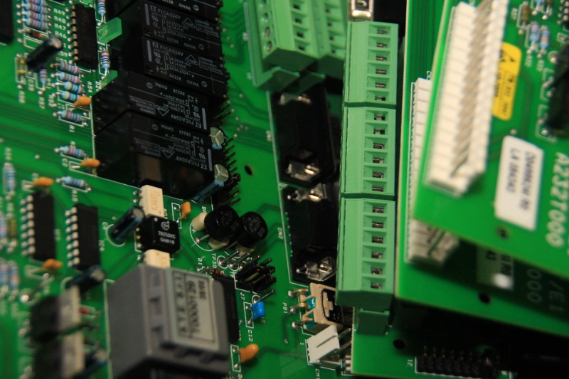 elettronica-industriale-a-bassa-tensione-a-milano