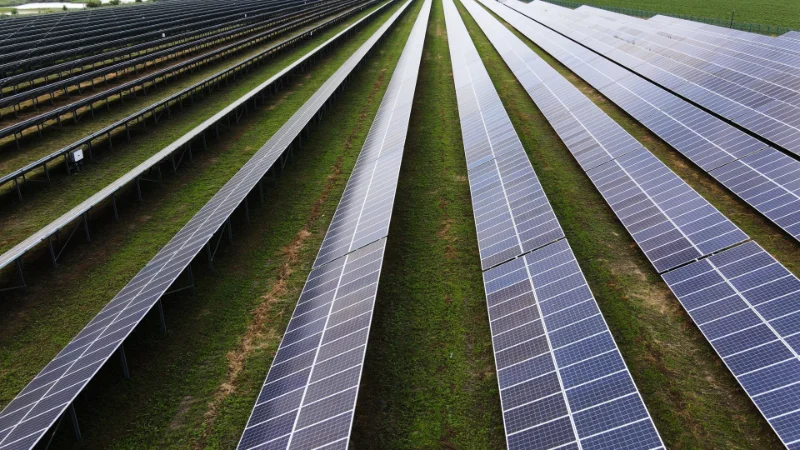 quadri-elettrici-per-fotovoltaico-industriale-inverter-distribuzione-bt-e-gestione-energia